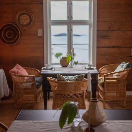 Hotel Utsikten Tofte
