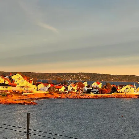 Utsikten Отель Tofte
